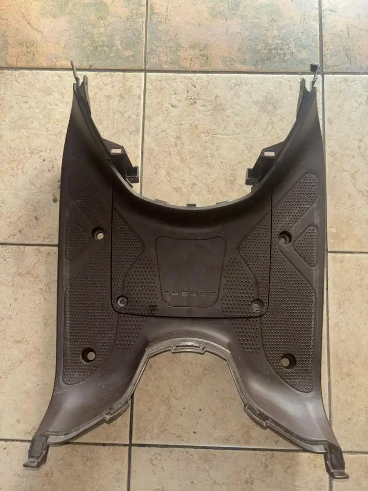 Cover Lantai Pijakan Scoopy / Dek Injek Scoopy / Body Kasar Scoopy