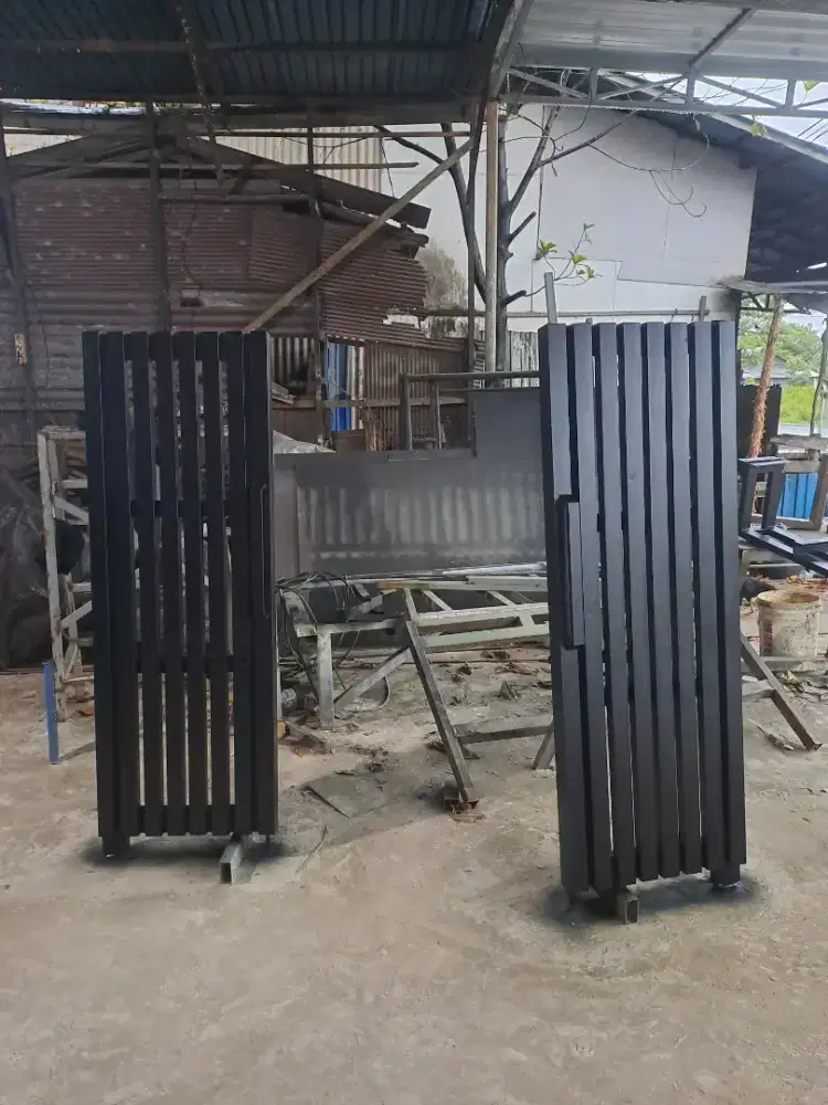 Bengkel las pembuatan pagar dan kanopi