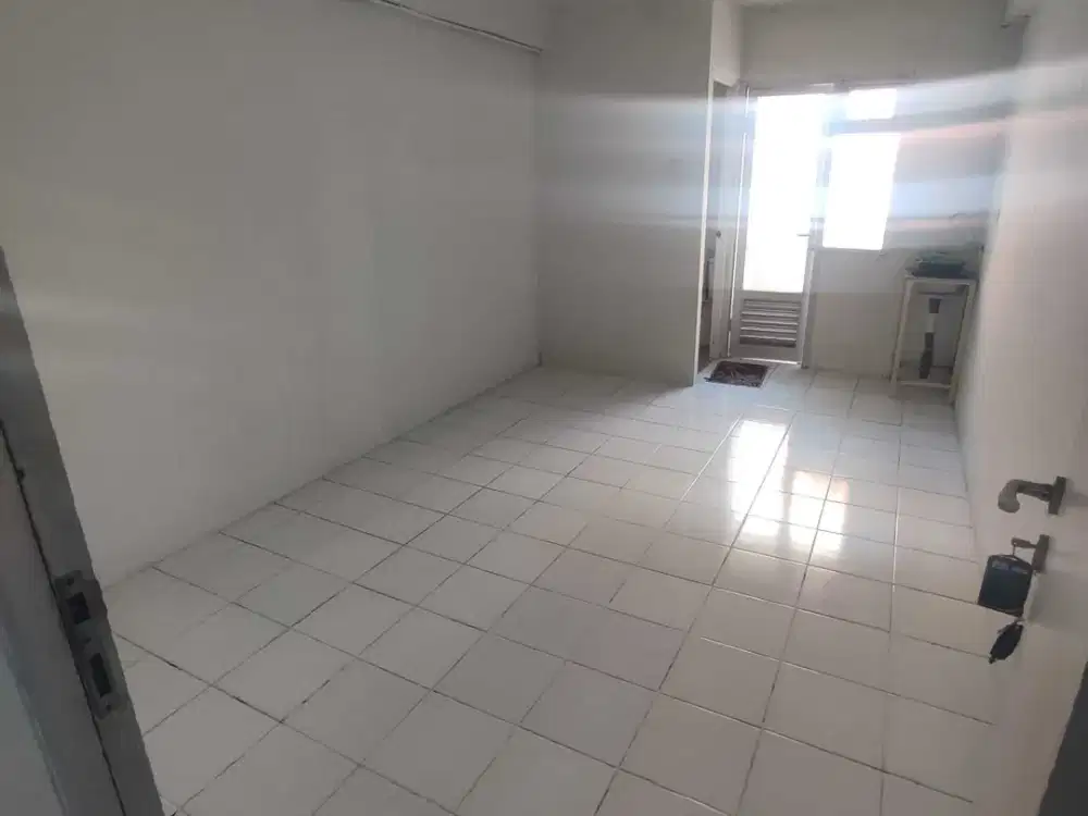 Disewakan Apartemen Studio Kelapa Gading Nias Unfurnish Tahunan Murah