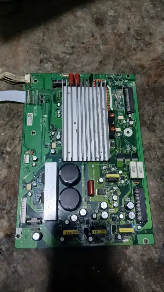 YSUS PLASMA LG 42 PX11