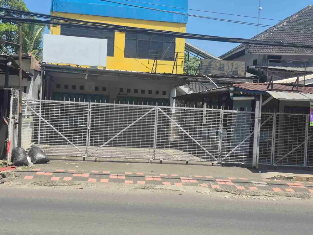 Ruko lokasi strategis akses jalan utama cocok untuk restaurant