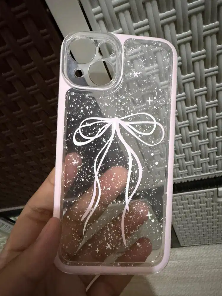 Case iphone 13 bagus