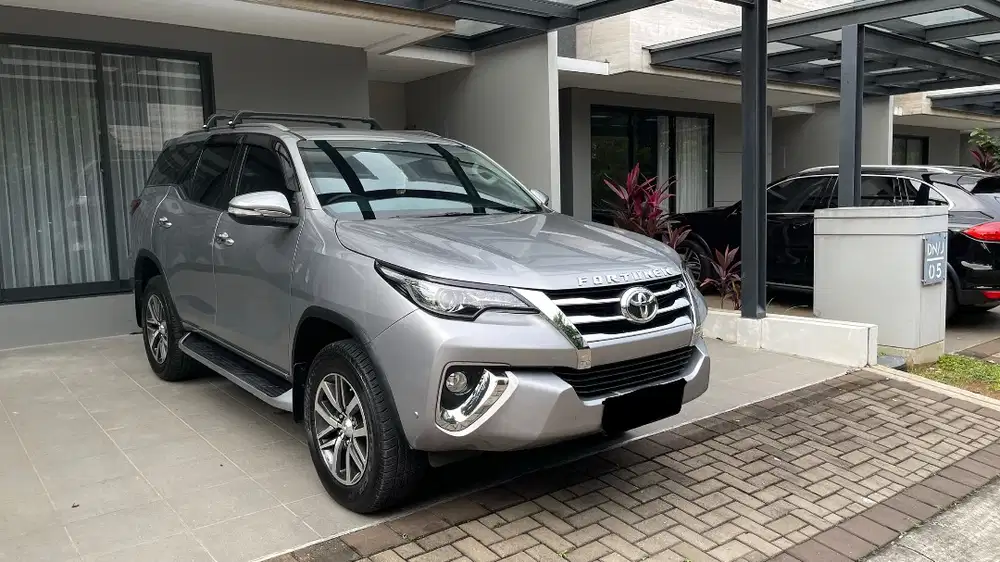 (Low Km60ribu)(CASH)TOYOTA FORTUNER 2.4 VRZ Diesel AT 2018 NIK 2017