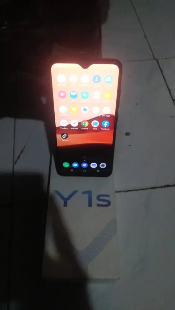 Vivo y1s 2/32 komplit