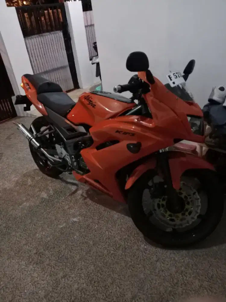 Jual motor Kawasaki Ninja