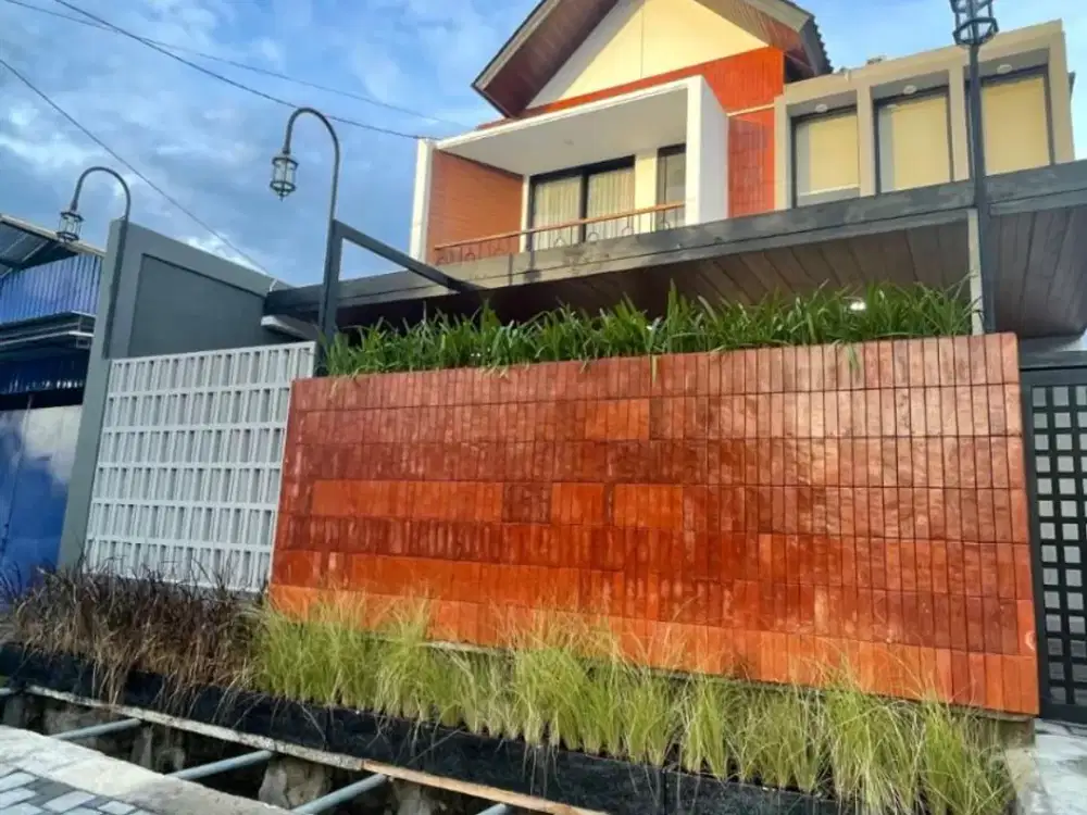 VILLA MEWAH FULLY FURNISH DEKAT RS SARDJITO DAN KAMPUS UGM