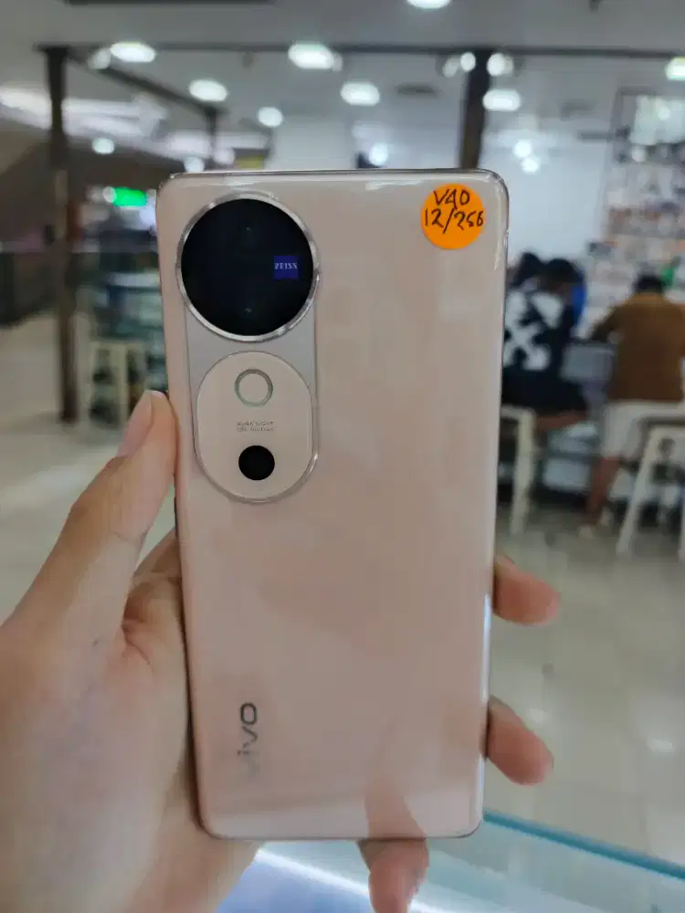 Vivo v40 warna pink