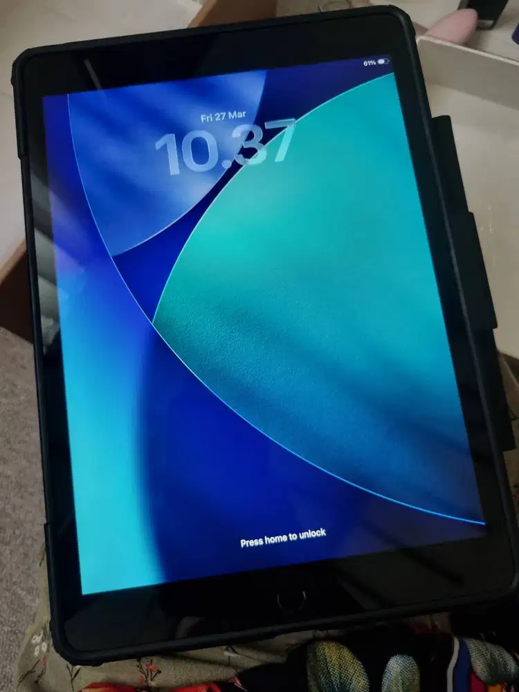 Apple iPad 10.2 9th Gen 64GB WiFi | Siap Pakai | iCloud OFF