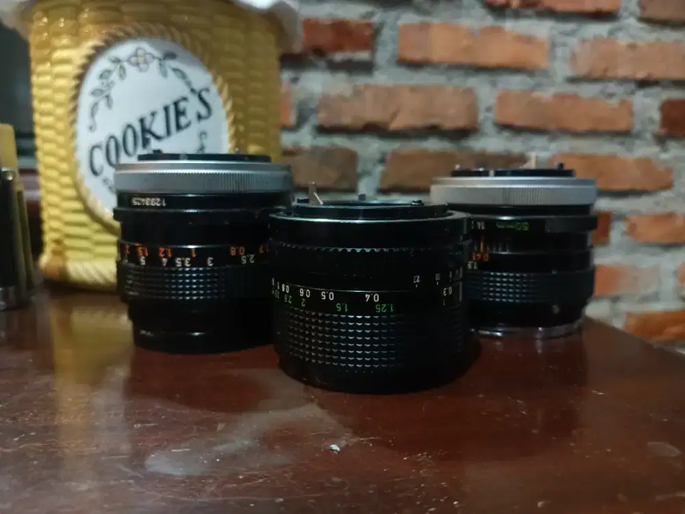 3 buah lensa canon