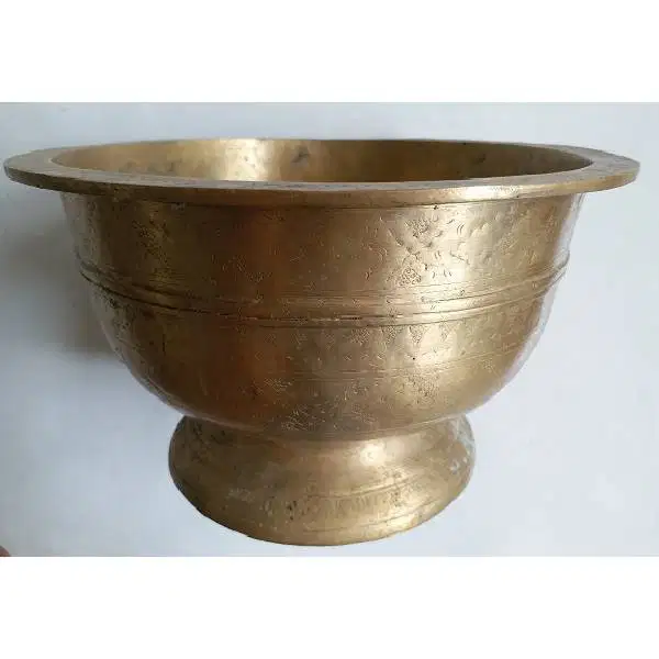 Vintage antik Big holy grail /  bokor tua besar untuk acara ritual di