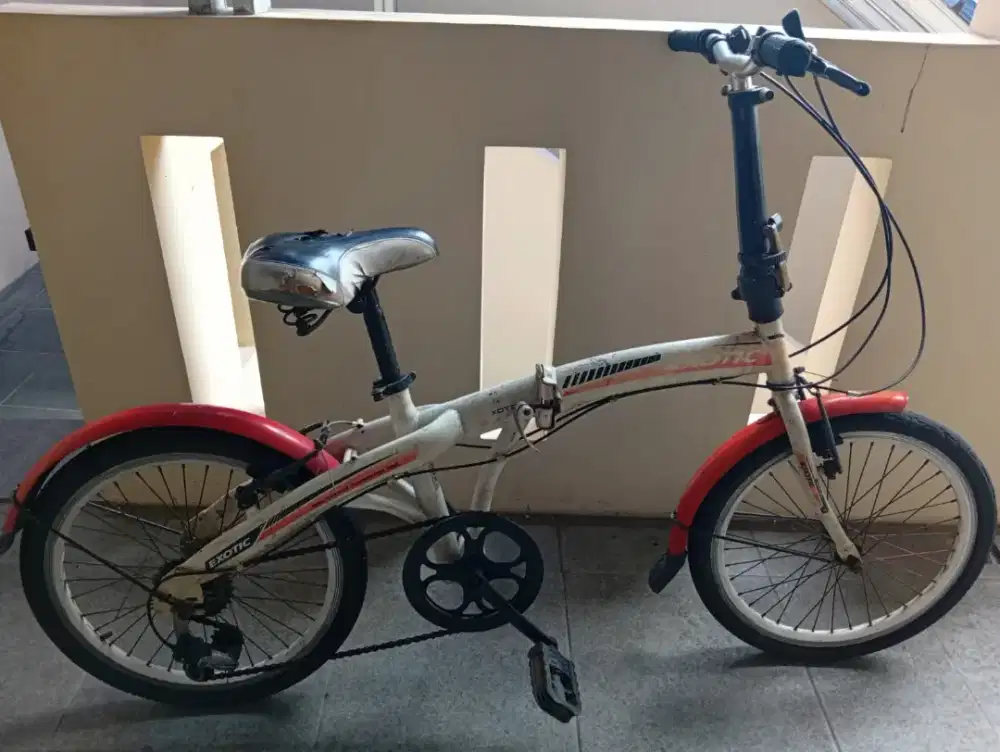 Sepeda Anak Laki Warna Putih Merah Cocok untuk usia 10 tahun keatas