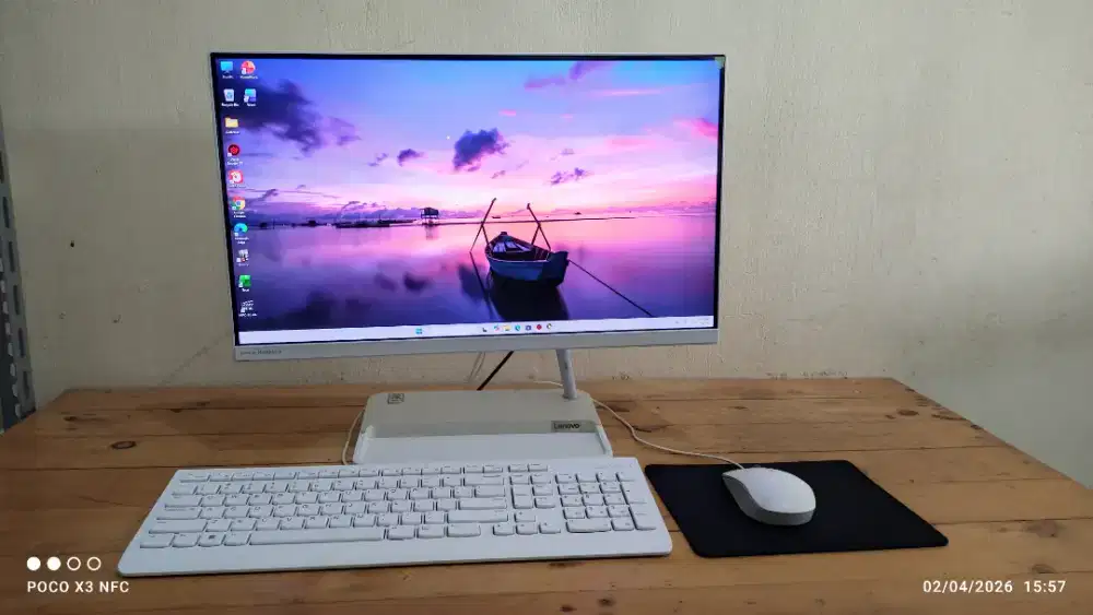 ALL IN ONE PC LENOVO AMD 3020E (8/256GB) KONDISI NORMAL & MULUS