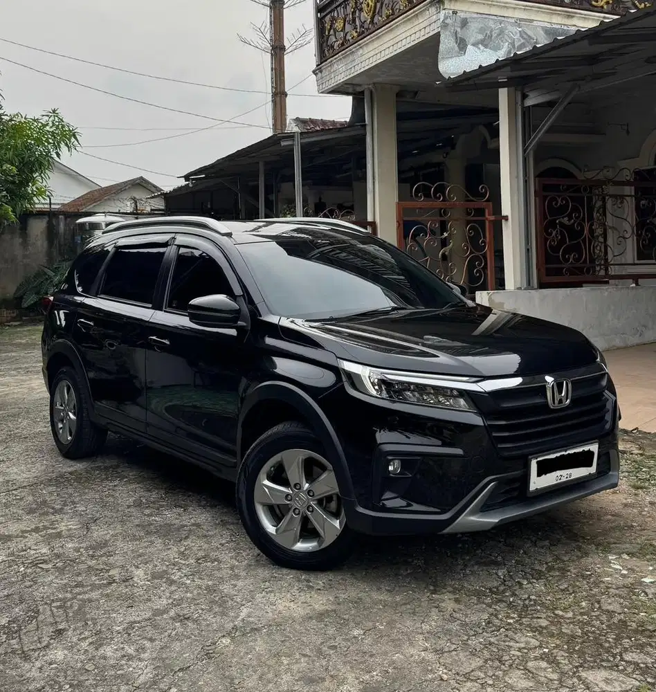 Honda BRV 1.5 E CVT 2023 (HITAM)