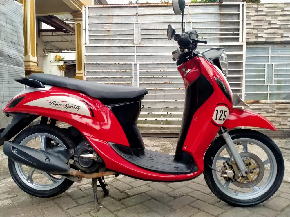 Yamaha Fino lengkap motor sehat walafiat keterangan detail dibawah