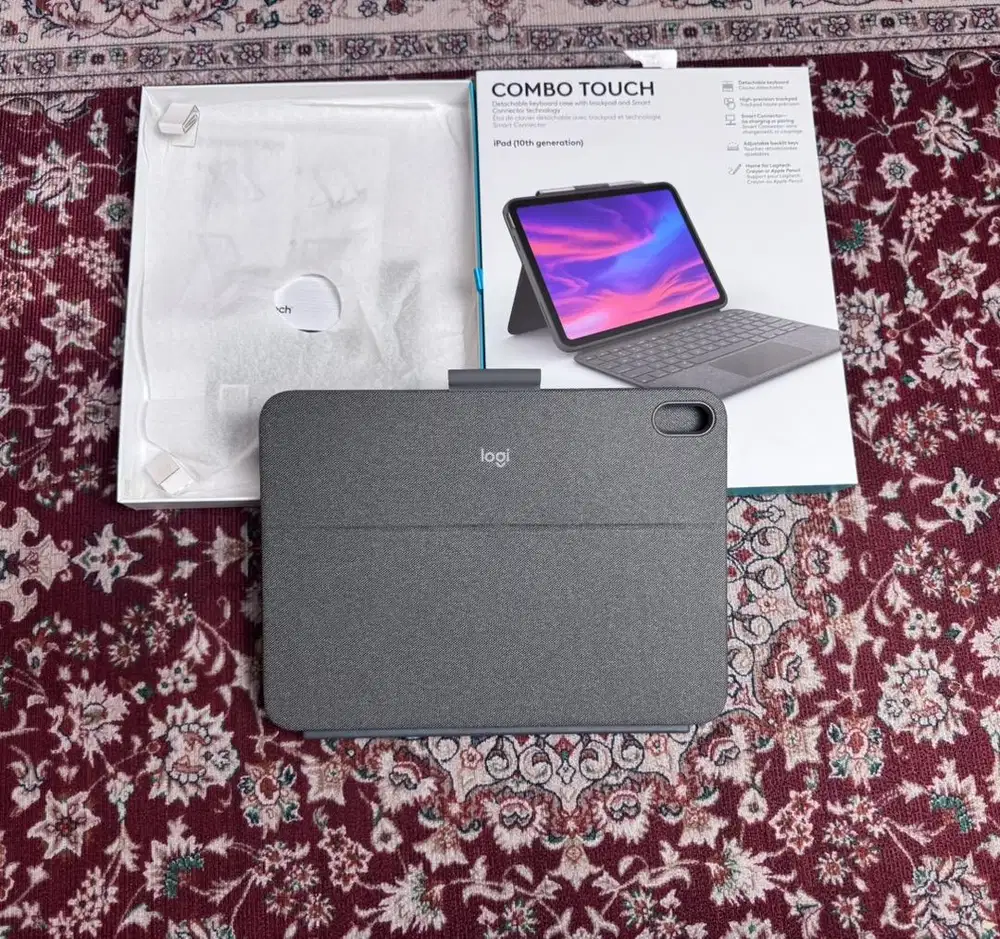 Logitech Combo Touch iPad Gen 10 iPad Gen 11