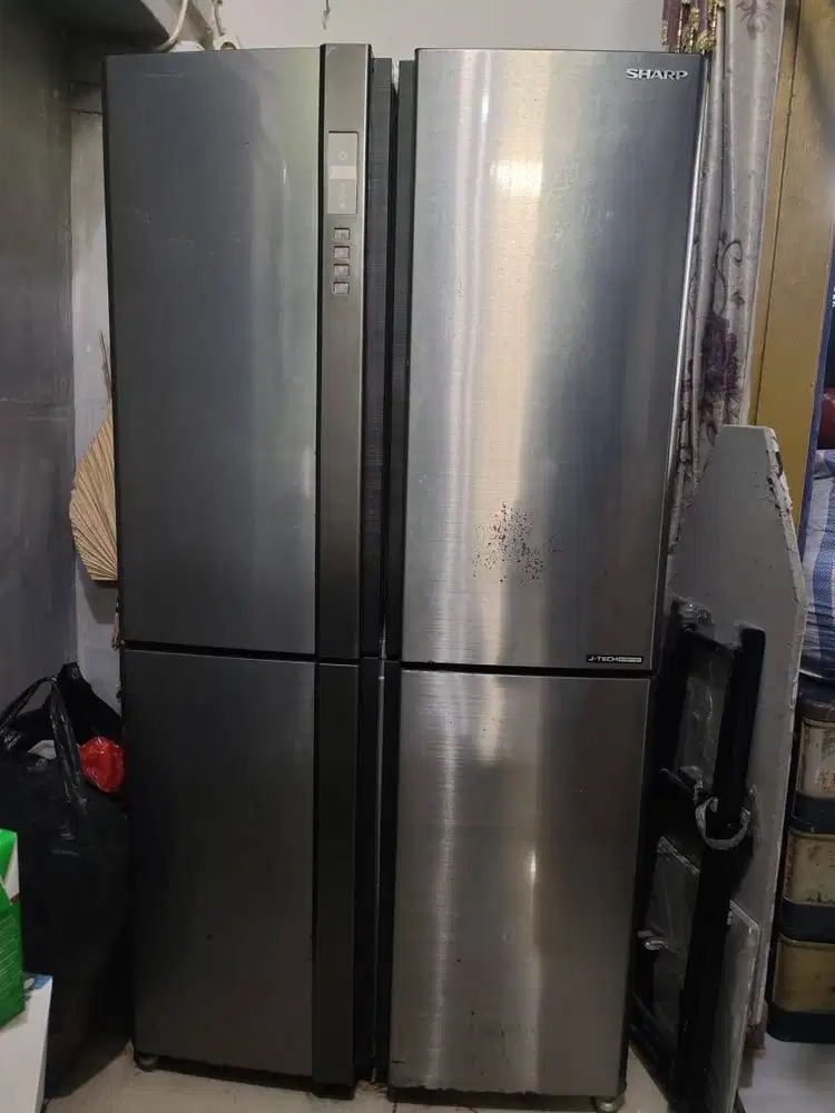 Sharp J-TECH INVERTER 4 pintu