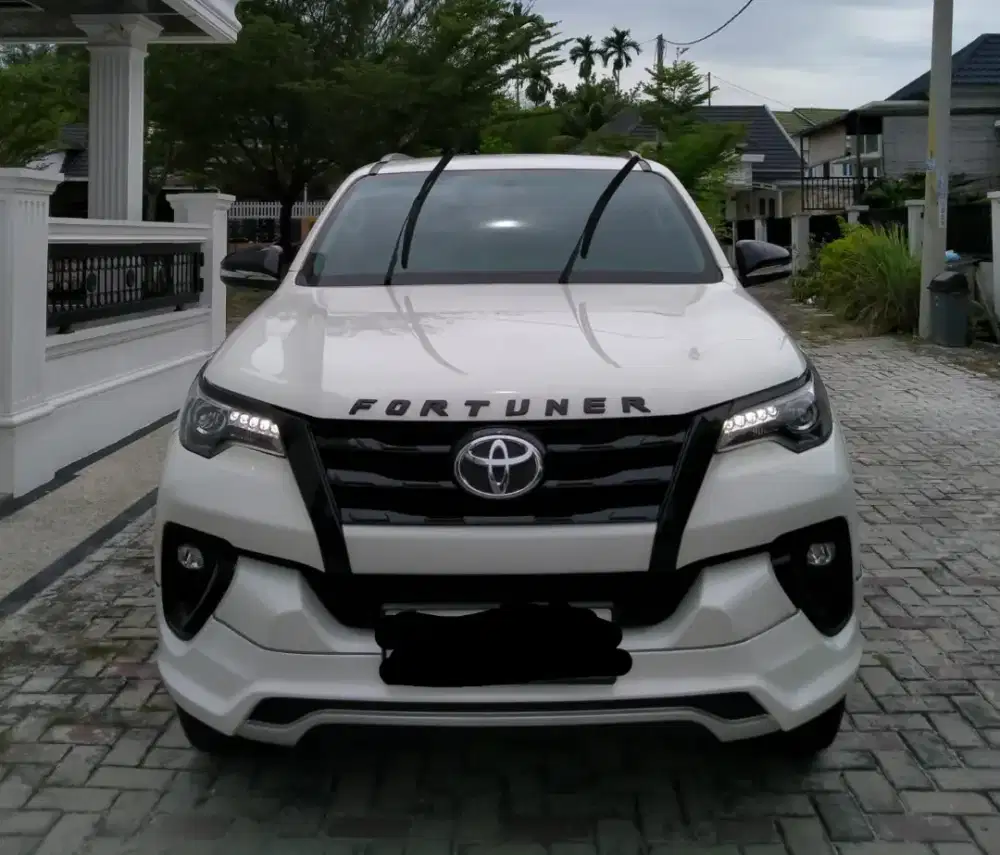 Fortuner vrz 2019 metik