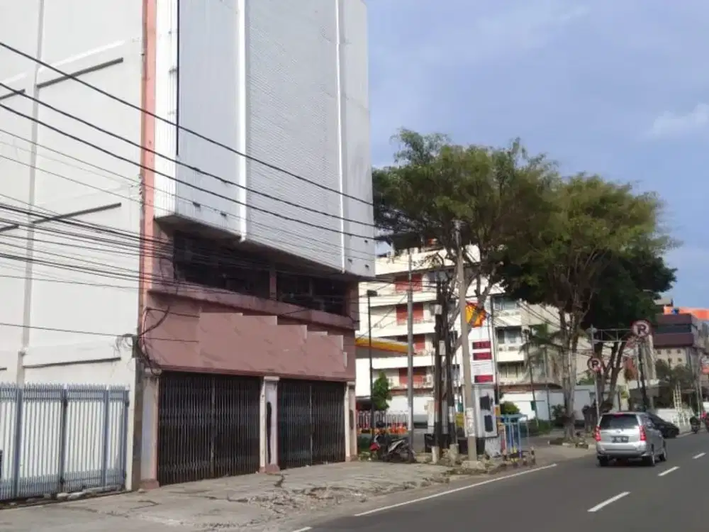 Disewakan Ruko Gandeng di Jl. KH Hasyim Ashari, Petojo Utara, Gambir