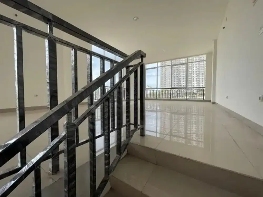 Di Jual Ruko Pik2 La Riviera Uk 5X15m2, Prime Area!