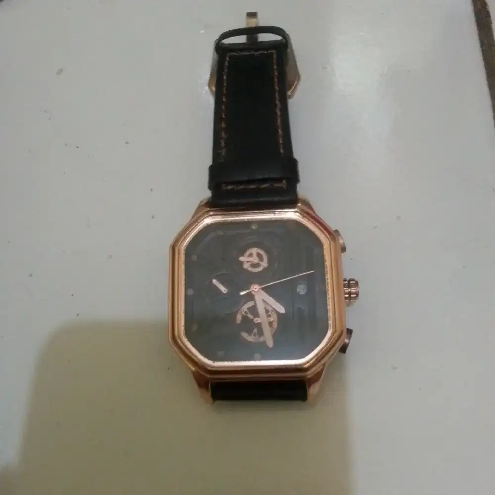 Jam tangan kekinian