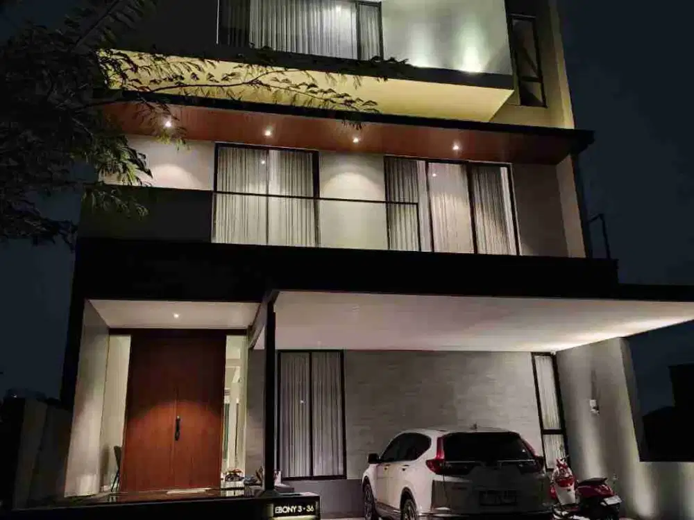 Rumah Mewah Full Furnished 3 Lantai Green Lake City Tangerang Dekat Ke Jakbar