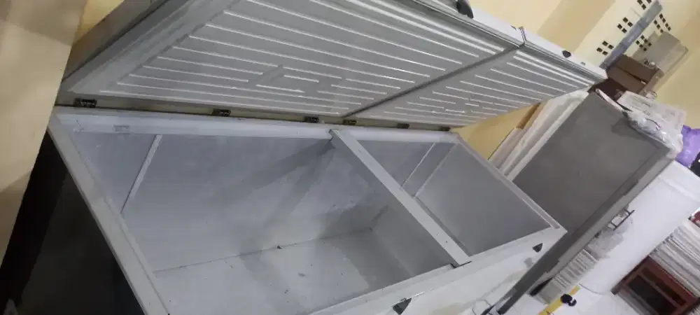 Freezer GEA 1000 liter