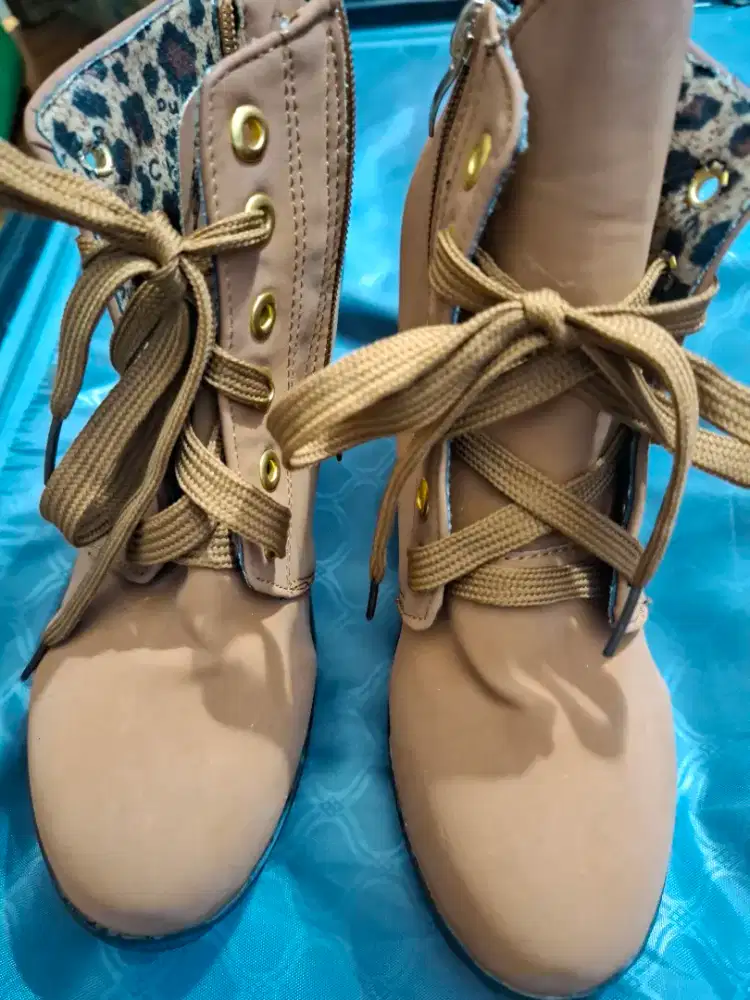 Sepatu Boots Fashion