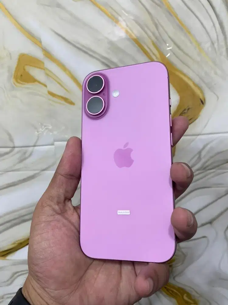 Iphone 16 besic 128 gb second like new mulus