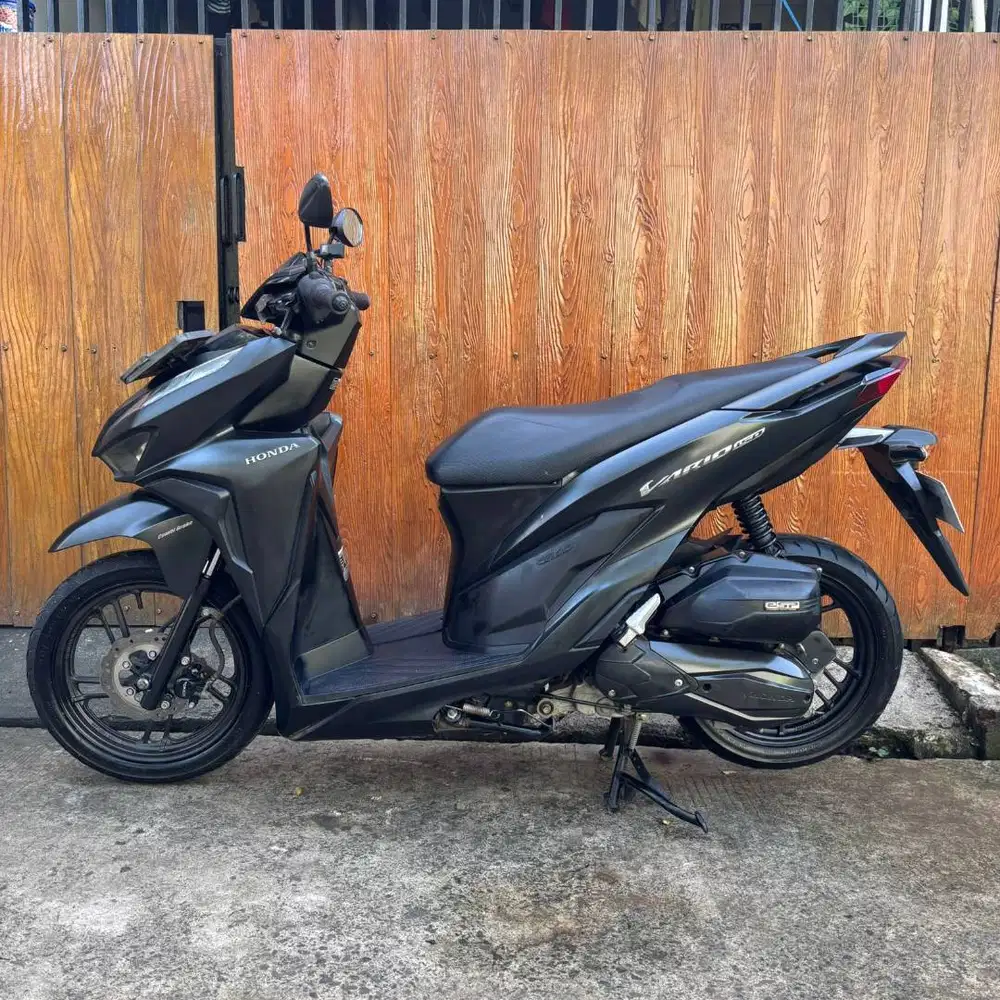 VARIO 150 KEYLESS 2018 SURAT LENGKAP PAJAK AKTIF KM RENDAH SIAP PAKE