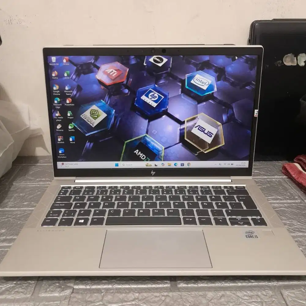 HP Elitebook 830 G7 intel core i5 Gen 10 RAM 8GB SSD 512GB 13 INCH FHD