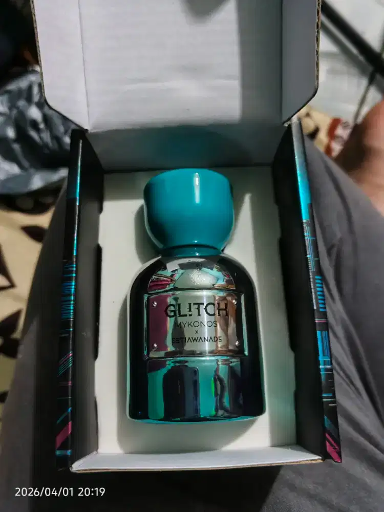 Mykonos Glitch x Adesetiawan