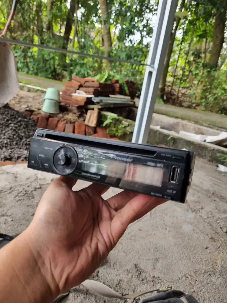 Head unit single din Pioneer DEH-3050UB