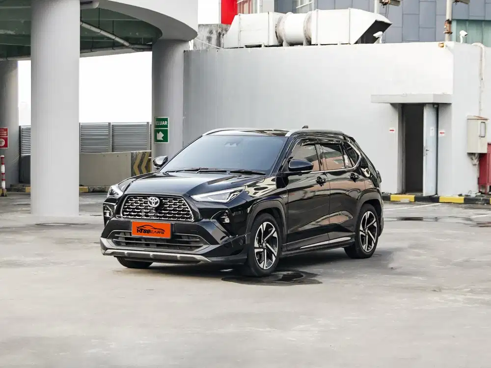 Toyota Yaris Cross GR HEV TSS Hybrid AT 2024 Hitam