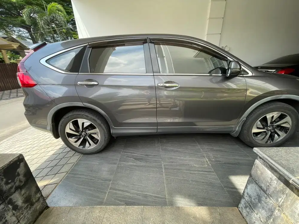 Honda CR-V 2015 Bensin