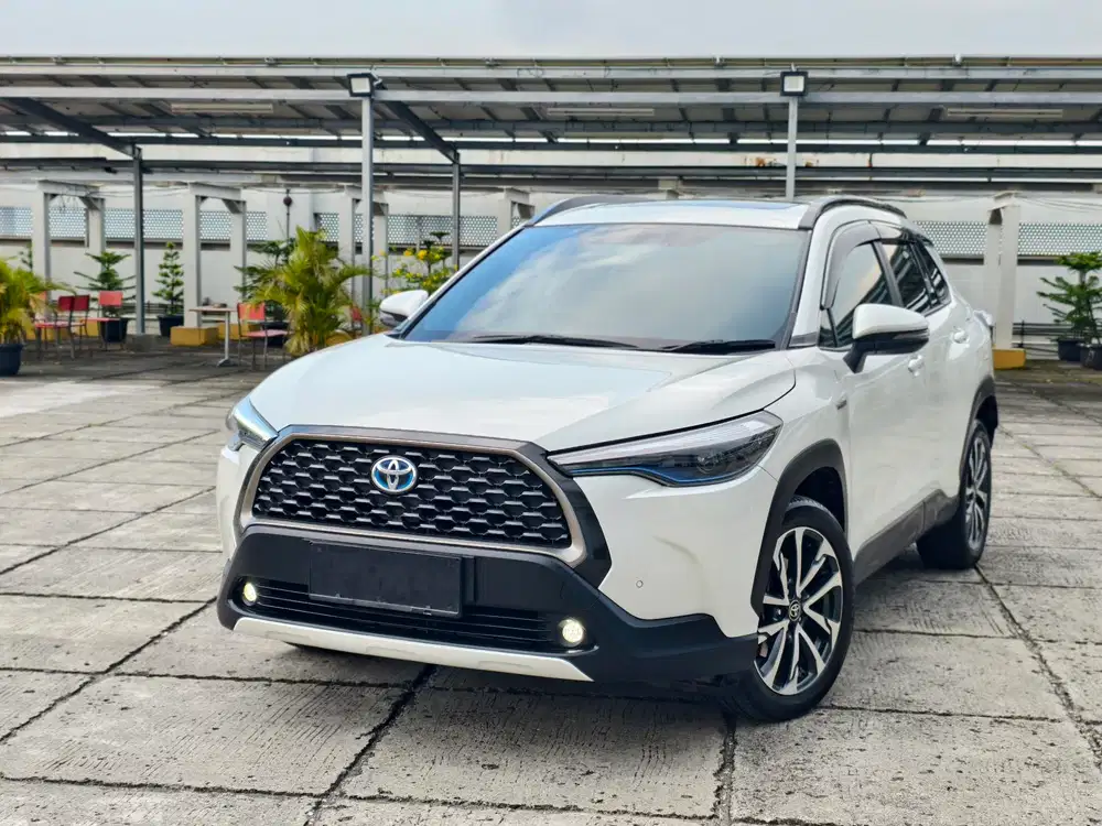 [30RB] TOYOTA COROLLA CROSS HYBRID 2022 PUTIH GENAP