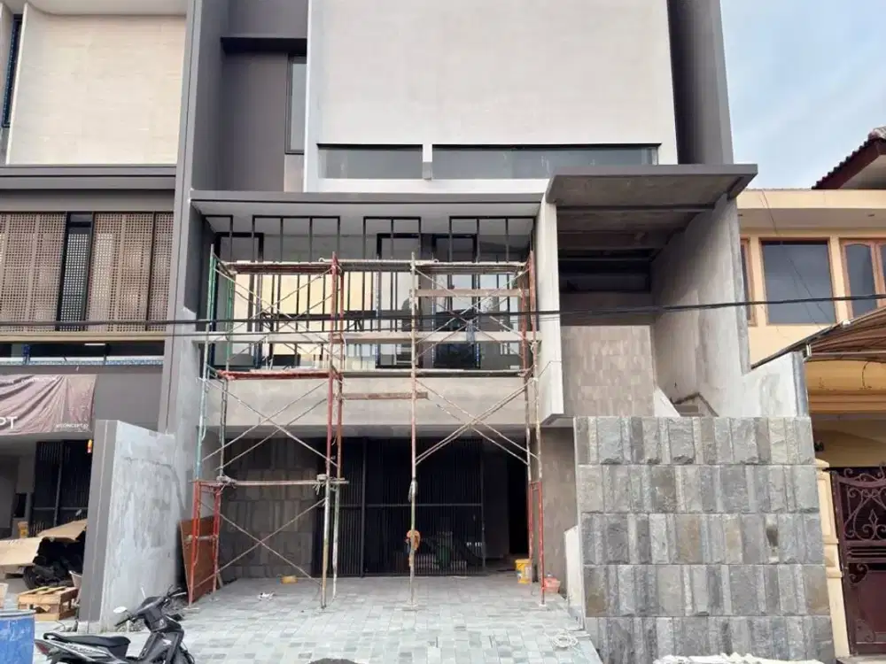 Premium Rumah Gress Minimalis 3 Lt Manyar Jalan Utama