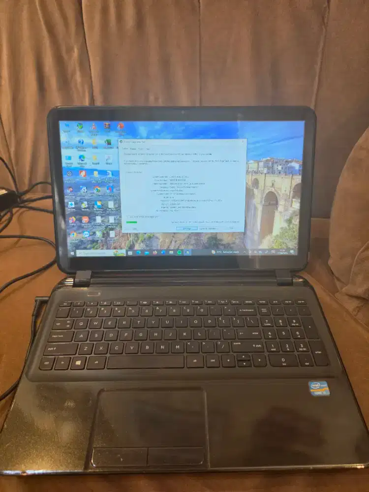 Di jual laptop core i7 3517U ram 4 gb