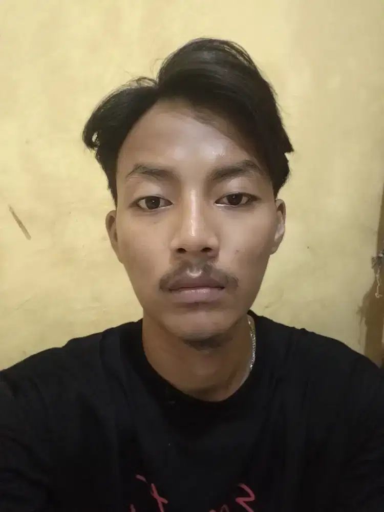 SEDANG MENCARI PEKERJAAN