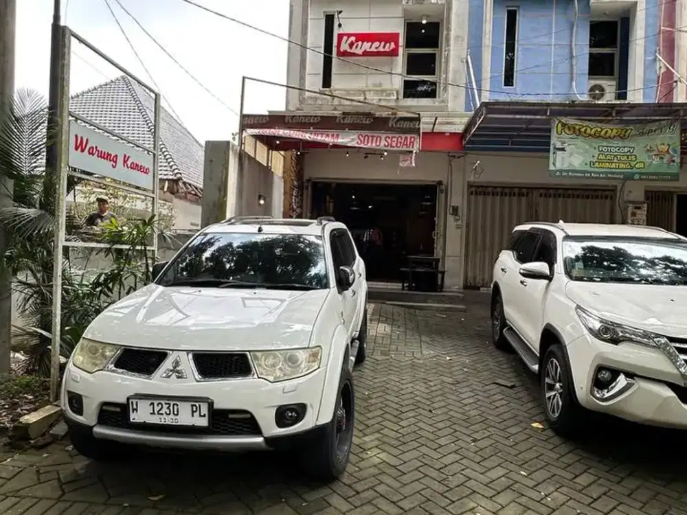 Dijual Ruko Minimalis 3Lt Ada Parkir Kanopy Siap Pakai Lokasi Strategis Dekat Pusat Keramaian dan Dekat Exit Tol Kawasan Oleh-oleh di JL DR Sutomo