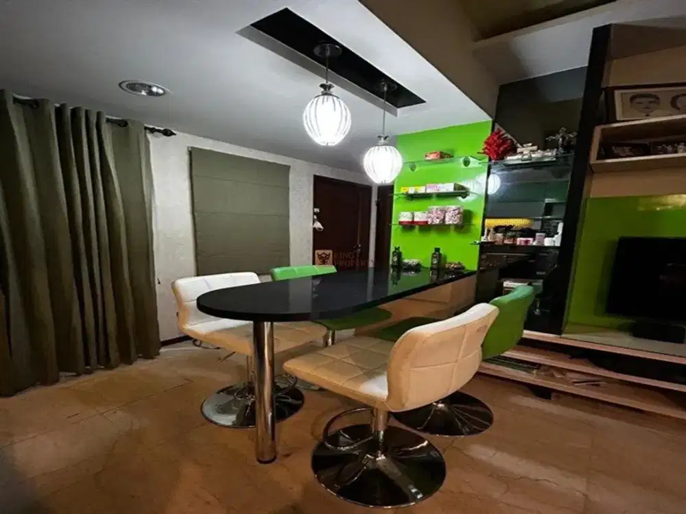 Industrial Loft dengan Moody Lighting 2BR Royal Medit Dekat Mall TA & Central Park