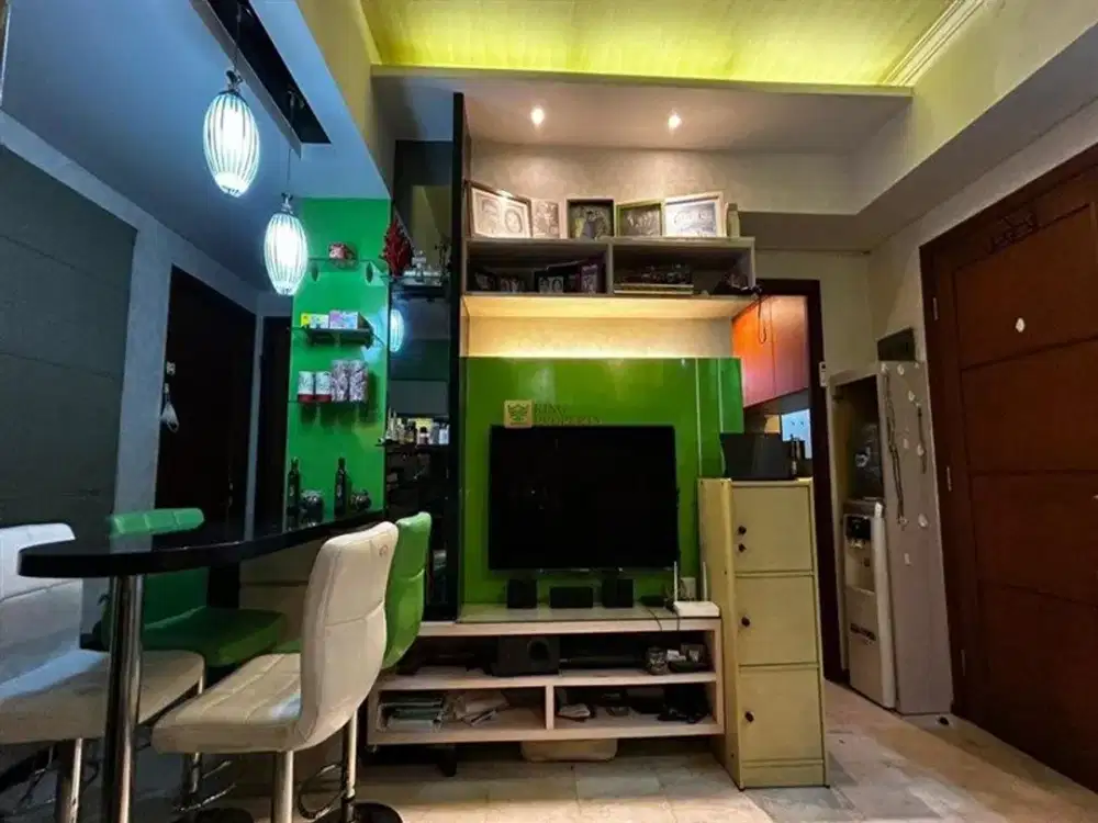 Industrial Loft Style, 2BR Royal Mediterania Garden Akses Central Park & Neo Soho