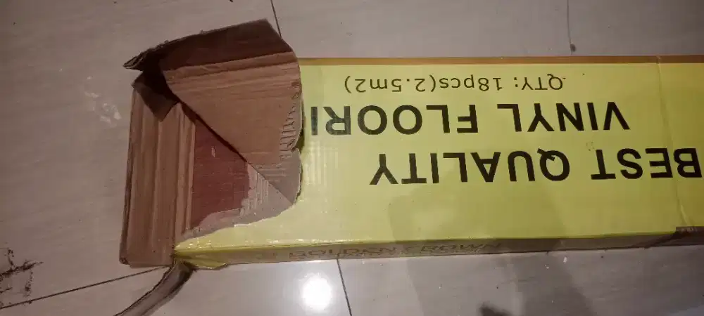 Vinyl lantai merk golden crown