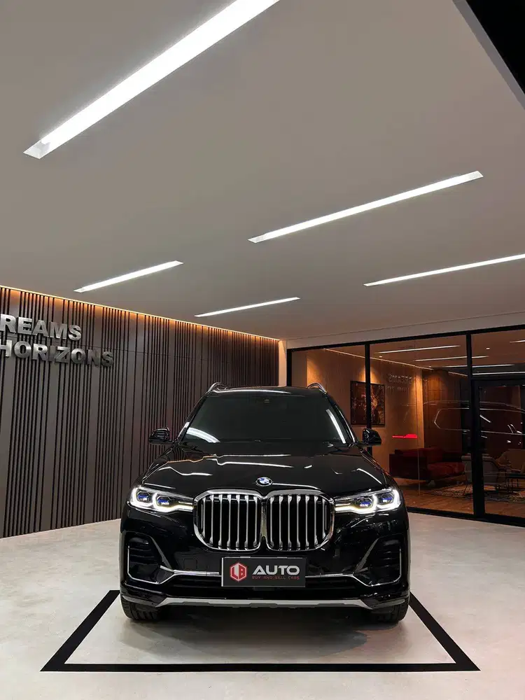 BMW X7 xDrive40i Opulence AT 2021 Hitam B8787BBB Km22rb Nik 2020