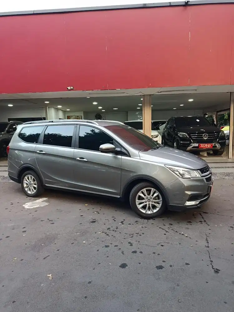 #Tony Mobil# Wuling Cortez 1.5 T Lux AT 2022 Abu-Abu Metalik