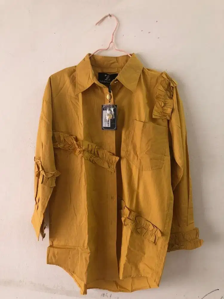 Kemeja / Blouse Wanita