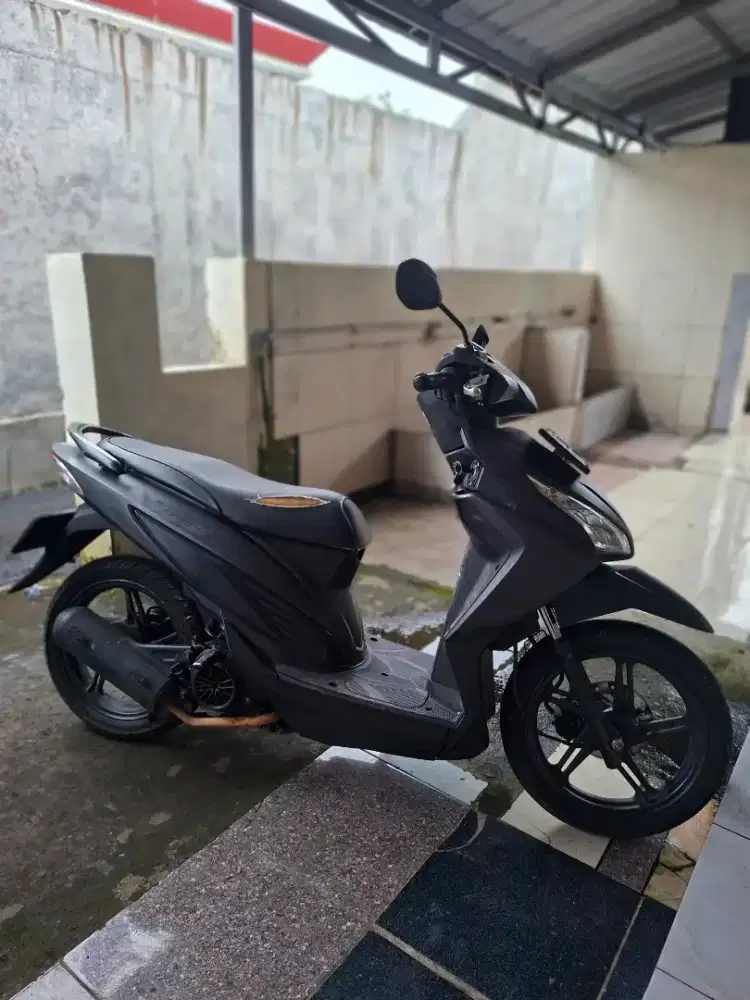 Vario 110 FI ESP last gen istimewa!