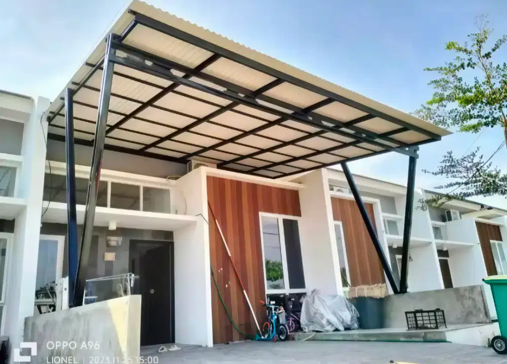 Kanopi baja ringan dan garasi