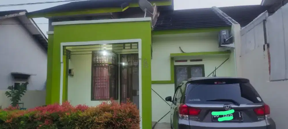 Rumah di jual siap di huni