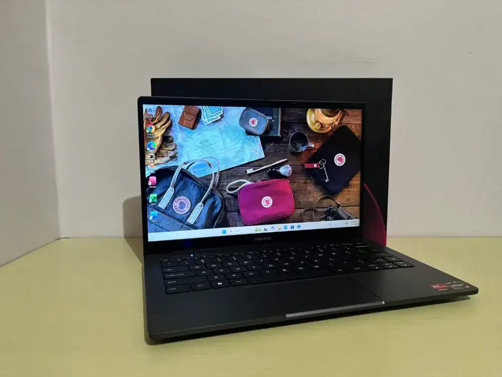 ADVAN SOULMATE PLUS FULLSET
RYZEN 5 3500U RAM 8GB SSD 256GB