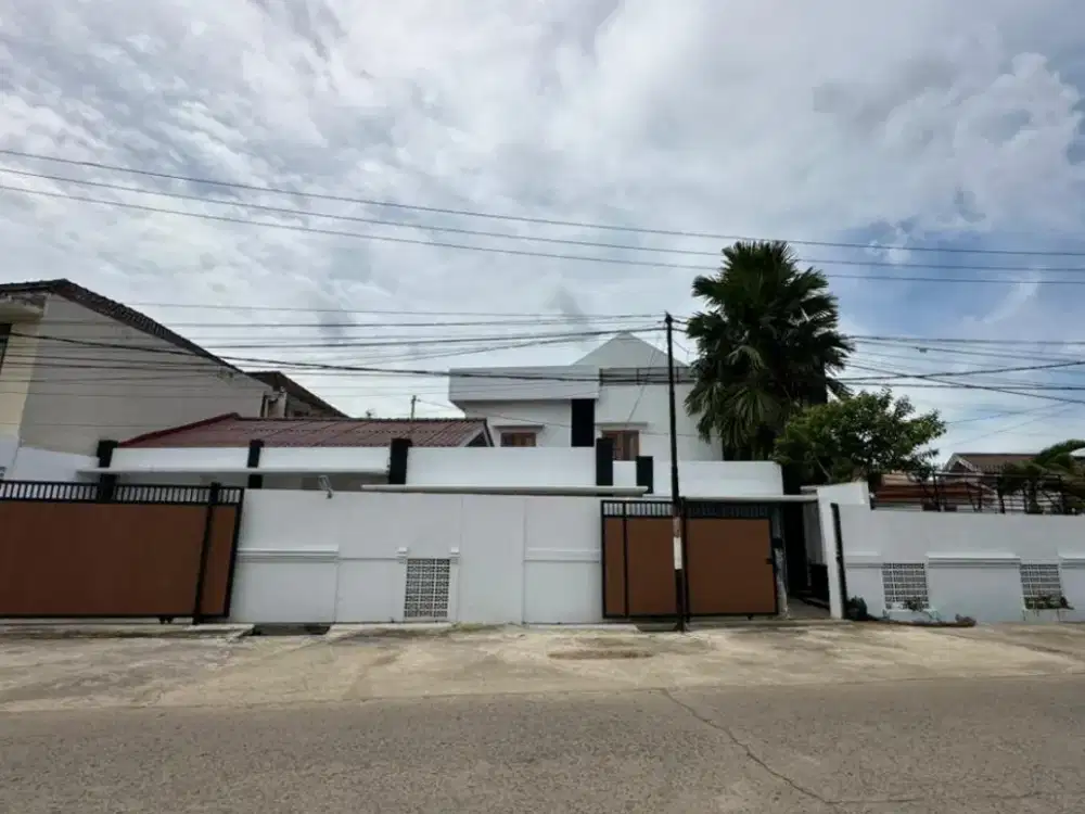 Dijual rumah villa lokasi kenten Palembang
